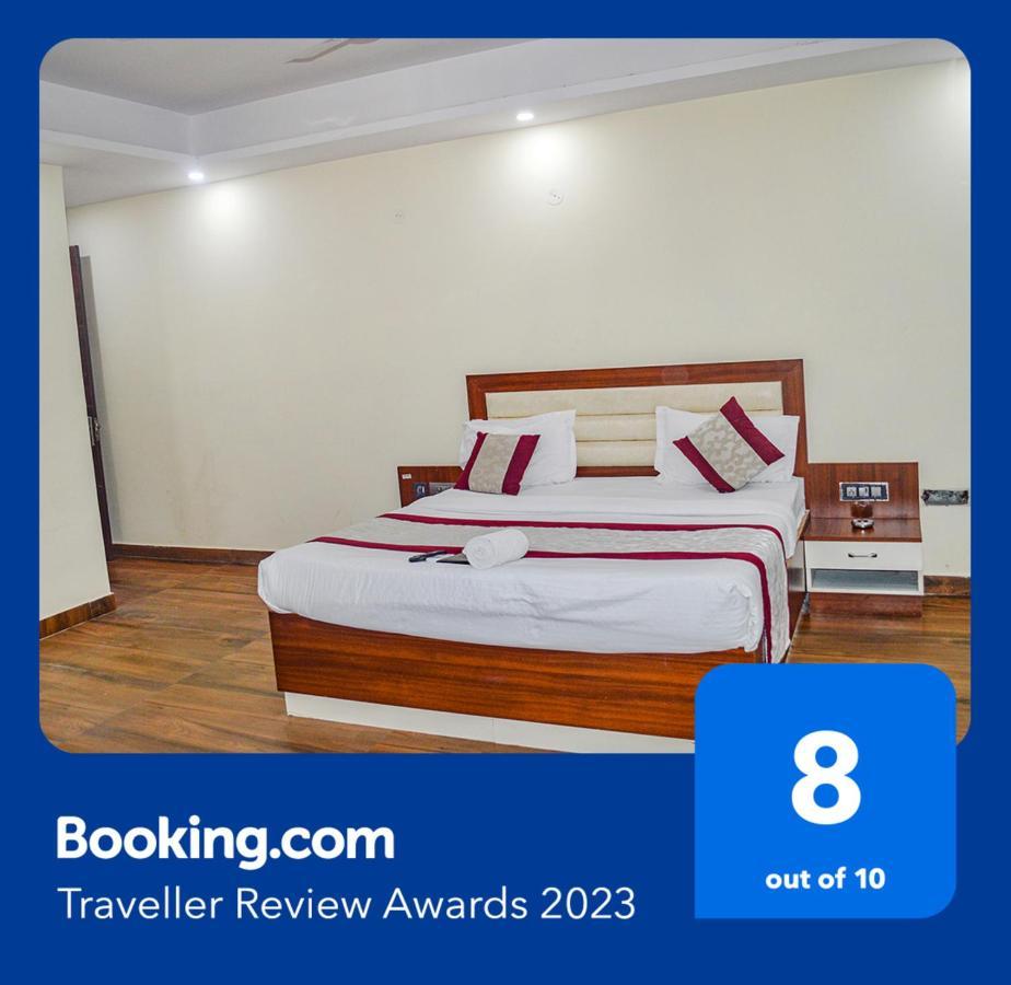 Fabhotel The Golf Inn Нойда Экстерьер фото